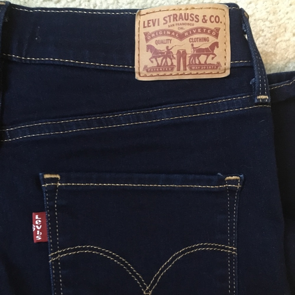 Levi’s Bootcut Jeans